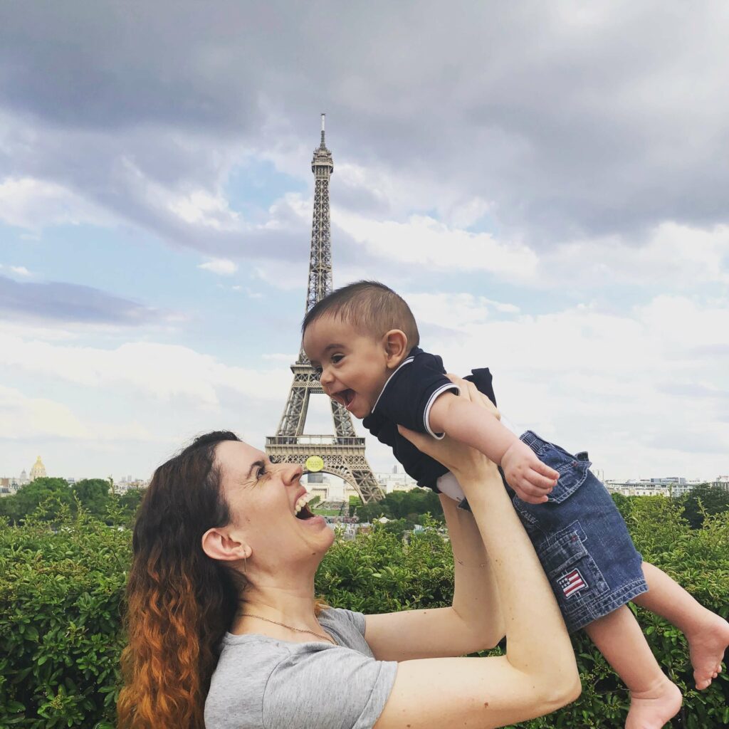 Paris com crianças na Torre Eiffel